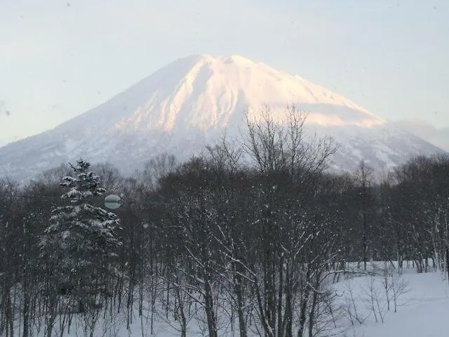 Luxury Ski Chalet Solitude In Hanazono, Niseko 큐찬 일본